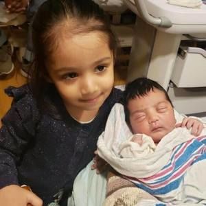 Meet your Posher, Hamida